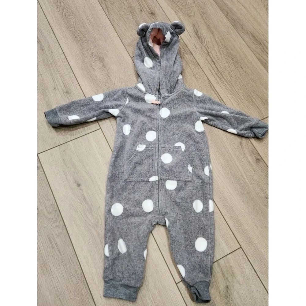 Lot Of Carters One Piece Warm Winter Clothes Size 9 Months 3 Hooded & 1 Overalls